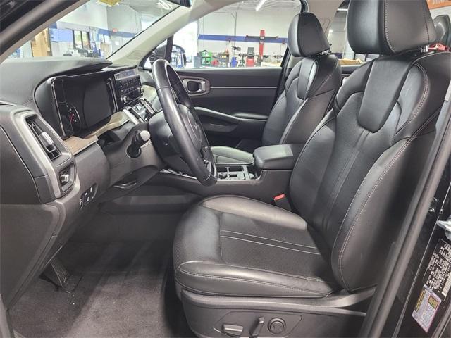 used 2023 Kia Sorento car, priced at $32,626