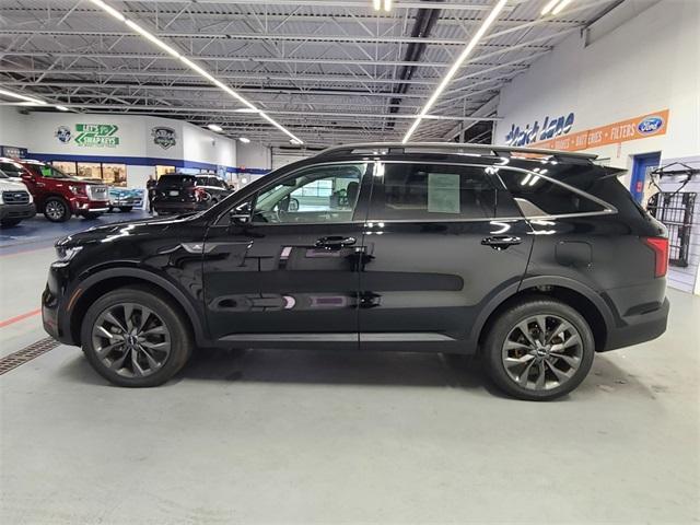 used 2023 Kia Sorento car, priced at $32,626