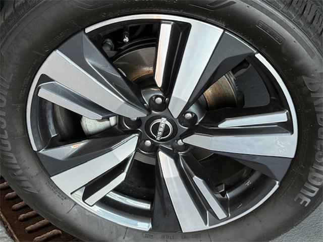 used 2023 Nissan Rogue car, priced at $28,917