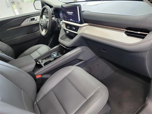 new 2025 Ford Explorer car, priced at $48,873