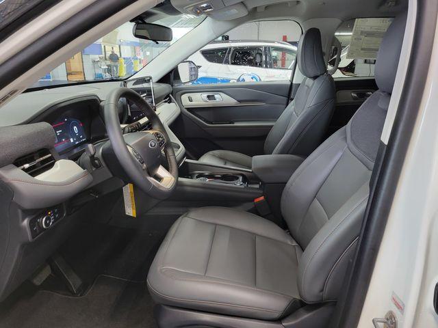 new 2025 Ford Explorer car, priced at $48,873