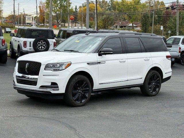 used 2024 Lincoln Navigator car, priced at $85,082