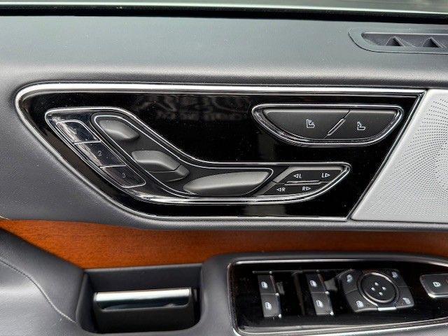used 2024 Lincoln Navigator car, priced at $85,082