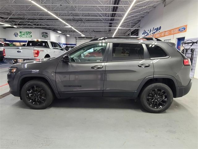 used 2023 Jeep Cherokee car, priced at $23,995