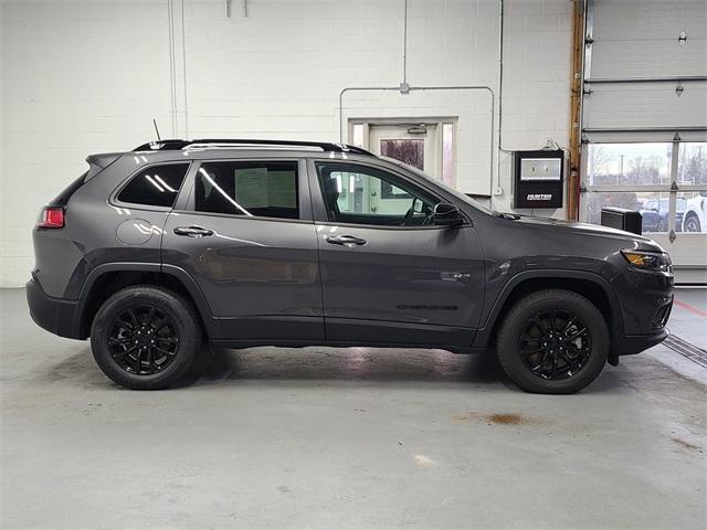 used 2023 Jeep Cherokee car, priced at $23,995