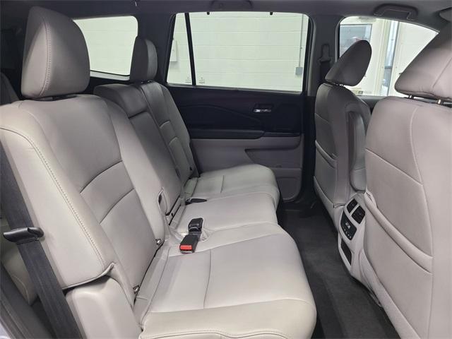 used 2022 Honda Pilot car, priced at $30,995