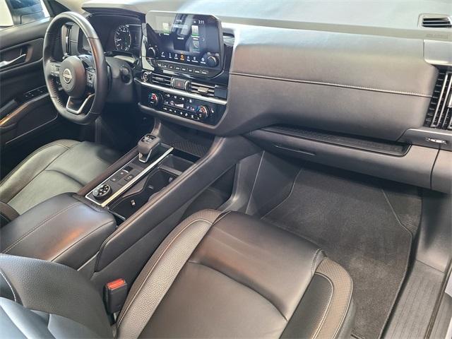 used 2022 Nissan Pathfinder car, priced at $31,029