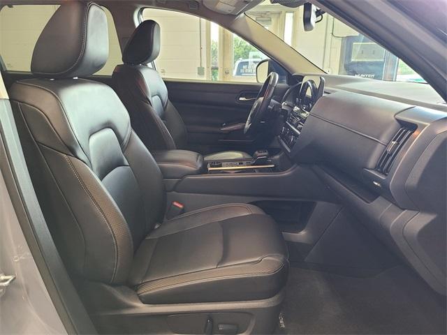 used 2022 Nissan Pathfinder car, priced at $31,029