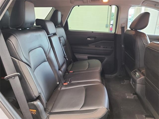 used 2022 Nissan Pathfinder car, priced at $31,029