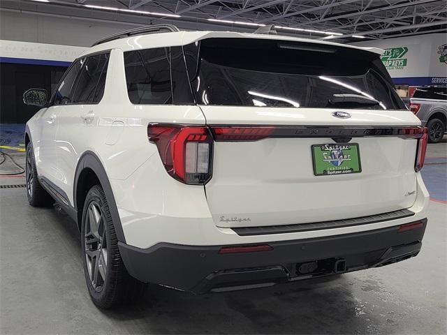 new 2025 Ford Explorer car, priced at $51,581