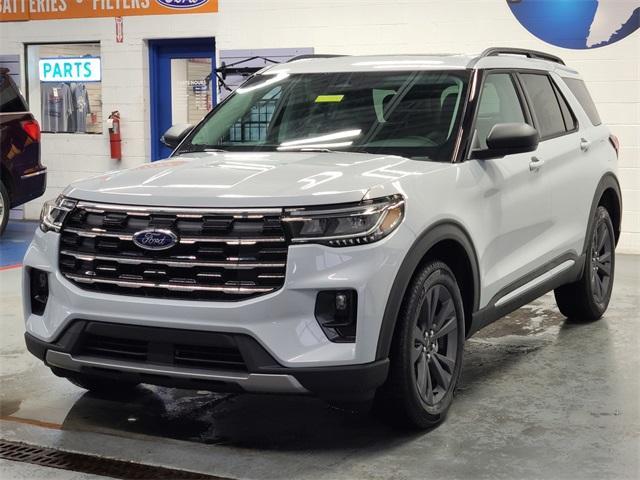 new 2025 Ford Explorer car, priced at $50,185