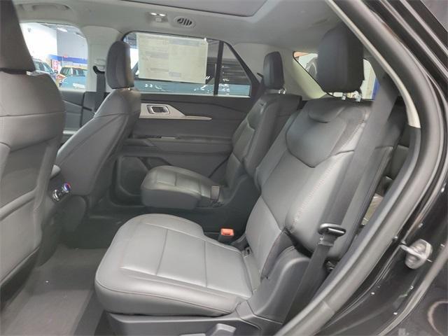 new 2025 Ford Explorer car, priced at $48,497
