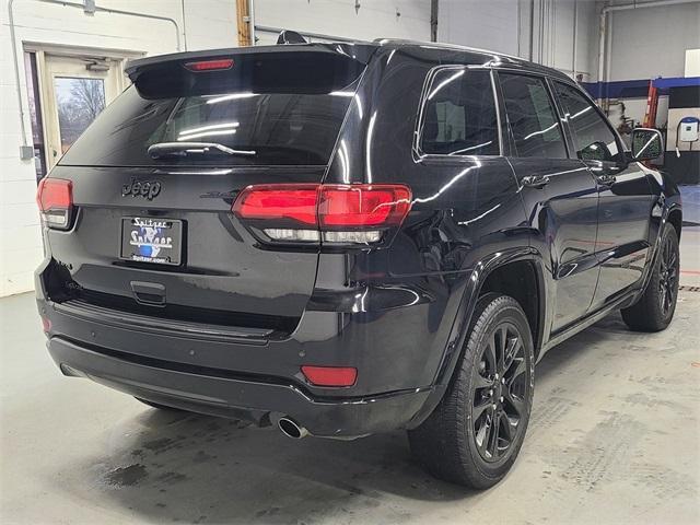 used 2017 Jeep Grand Cherokee car, priced at $15,444