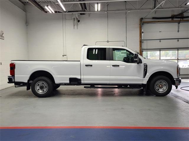 new 2024 Ford F-350 car, priced at $59,200