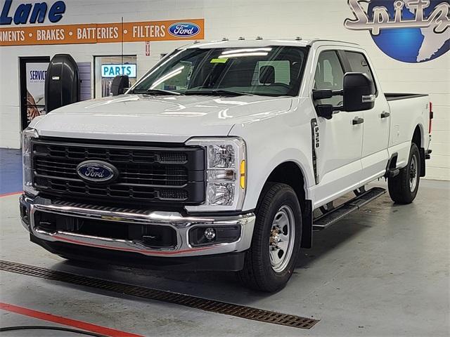 new 2024 Ford F-350 car, priced at $59,200