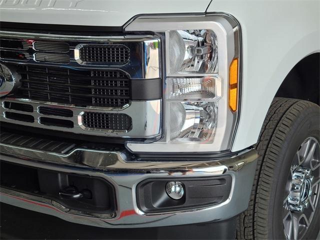 new 2025 Ford F-350 car, priced at $56,660