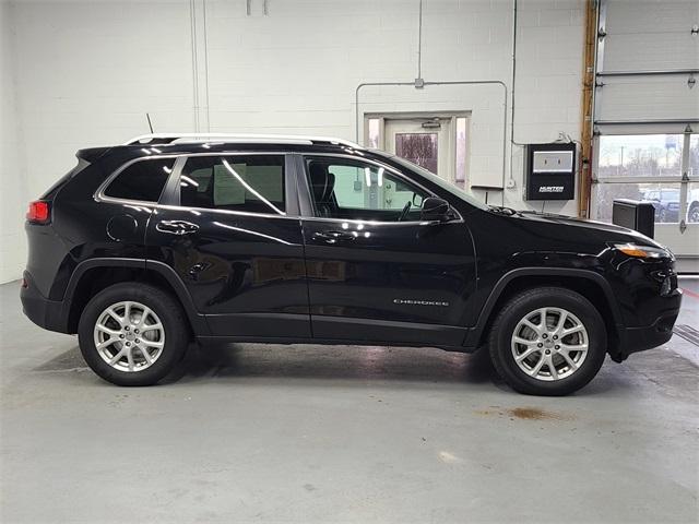 used 2018 Jeep Cherokee car, priced at $15,578