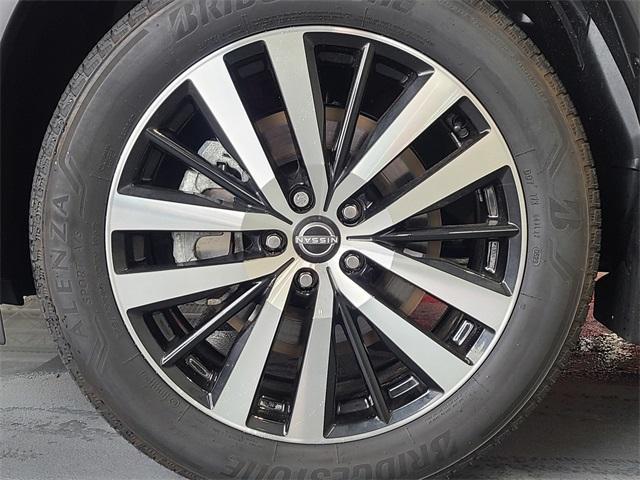 used 2023 Nissan Pathfinder car, priced at $40,895
