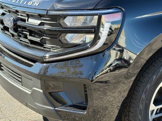new 2025 Ford Expedition Max car, priced at $73,684