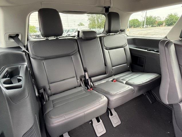 new 2025 Ford Expedition Max car, priced at $73,684