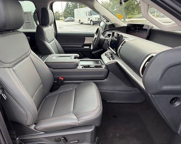 new 2025 Ford Expedition Max car, priced at $73,684