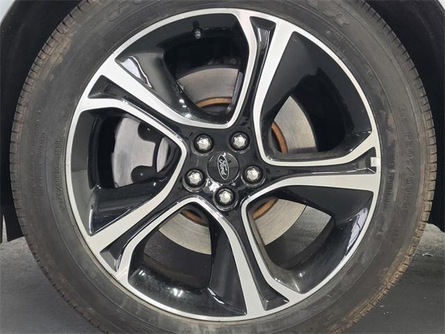 used 2023 Ford Edge car, priced at $32,995