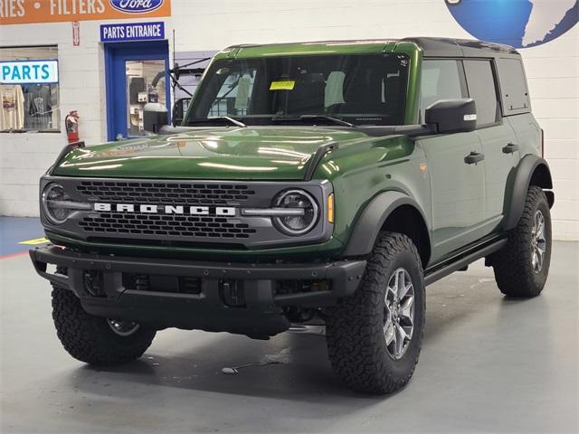 new 2025 Ford Bronco car, priced at $61,461