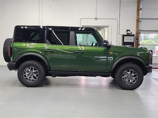 new 2025 Ford Bronco car, priced at $61,461