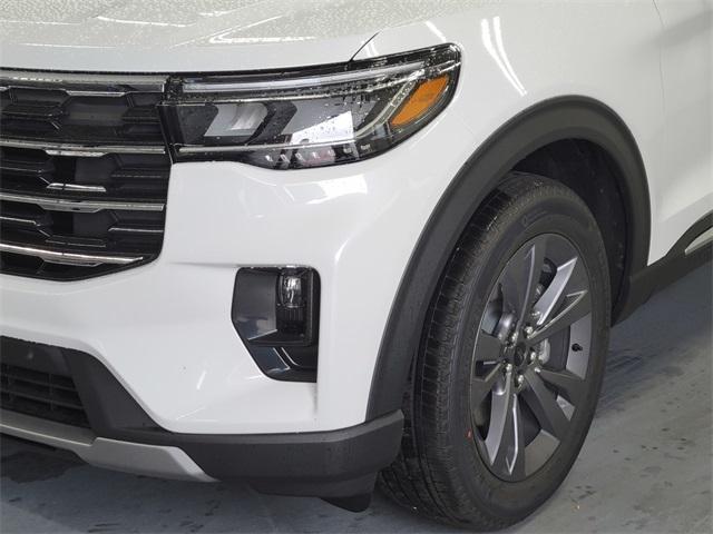 new 2025 Ford Explorer car, priced at $49,282