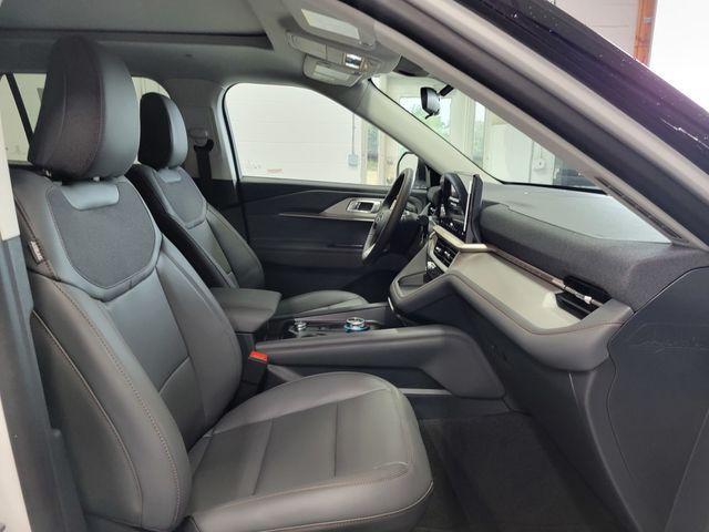 new 2025 Ford Explorer car, priced at $49,282