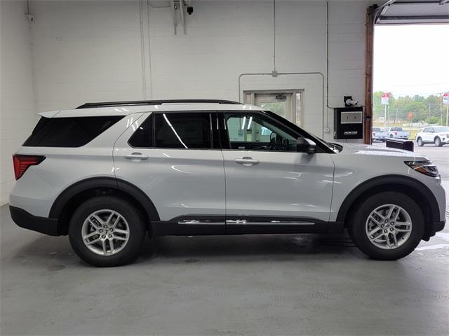 new 2025 Ford Explorer car, priced at $43,446