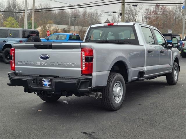 new 2024 Ford F-350 car, priced at $62,919