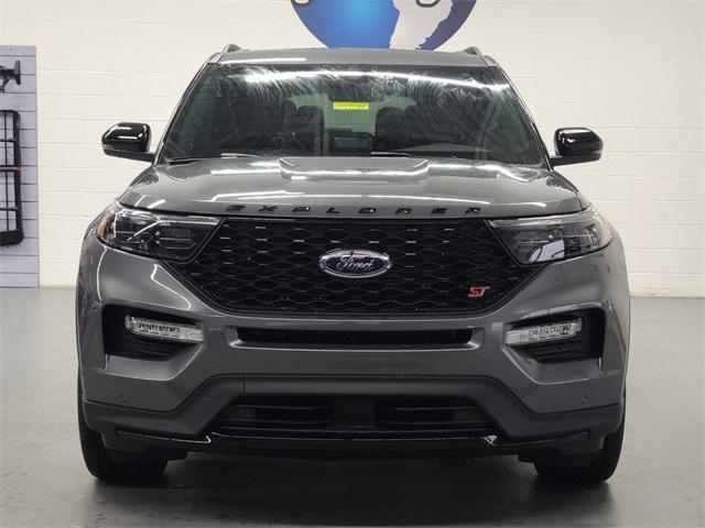 new 2024 Ford Explorer car, priced at $59,683