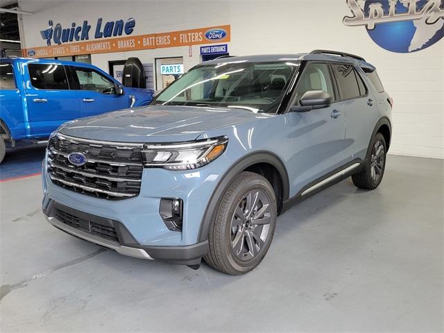 new 2025 Ford Explorer car, priced at $48,995