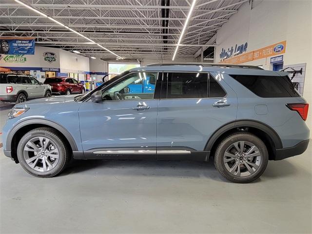 new 2025 Ford Explorer car, priced at $48,995