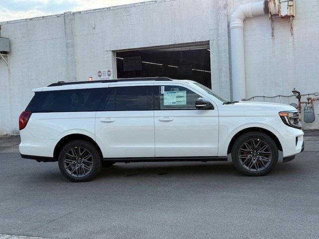 new 2025 Ford Expedition Max car, priced at $85,108