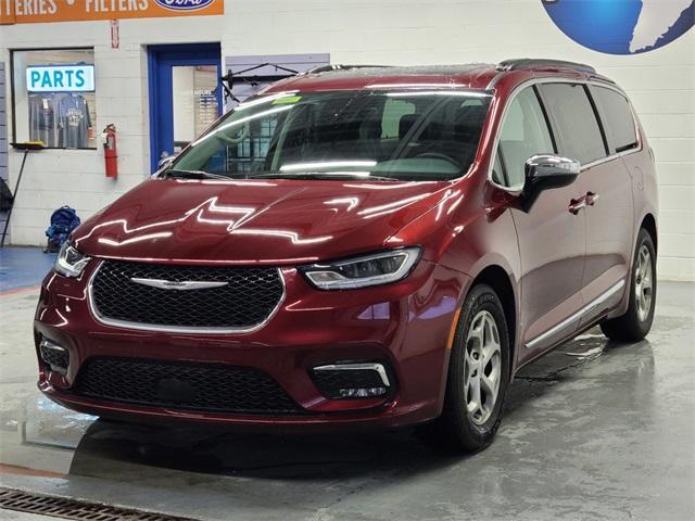 used 2023 Chrysler Pacifica car, priced at $28,998