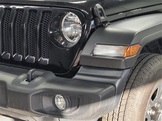 used 2021 Jeep Wrangler Unlimited car, priced at $30,302