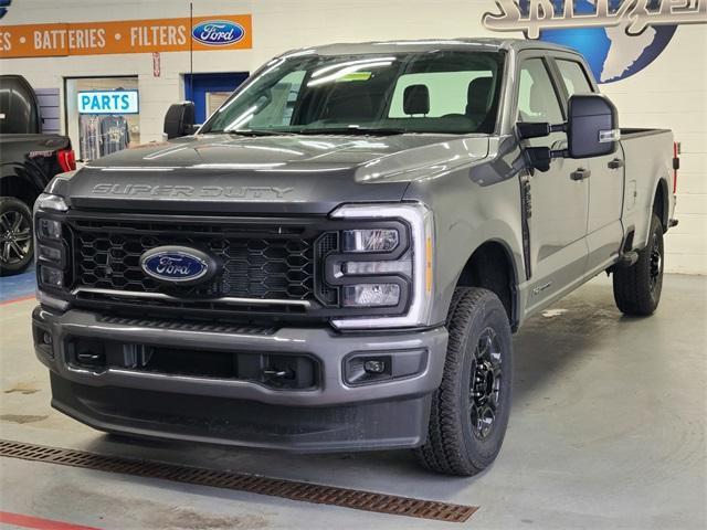 new 2024 Ford F-350 car, priced at $71,095