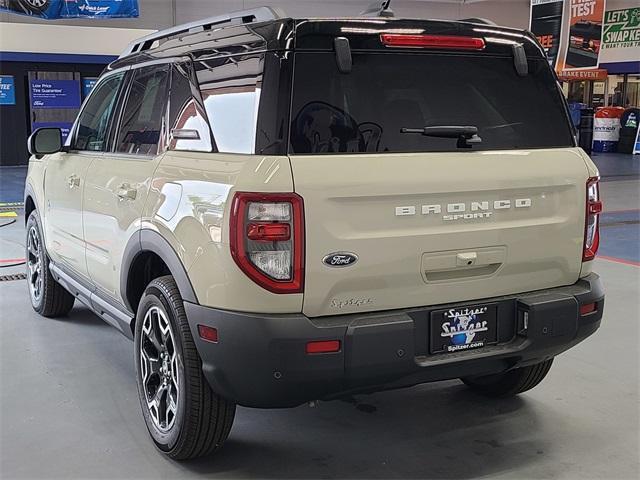 new 2025 Ford Bronco Sport car, priced at $39,124