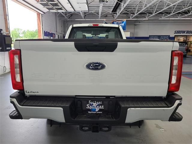 new 2025 Ford F-350 car, priced at $65,020