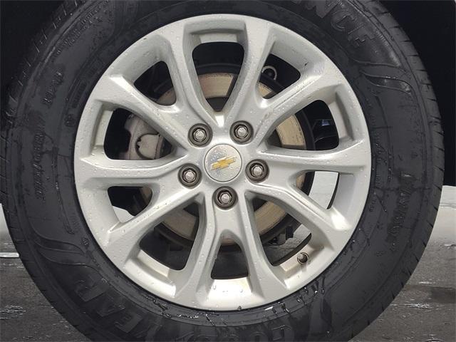 used 2020 Chevrolet Equinox car, priced at $18,706