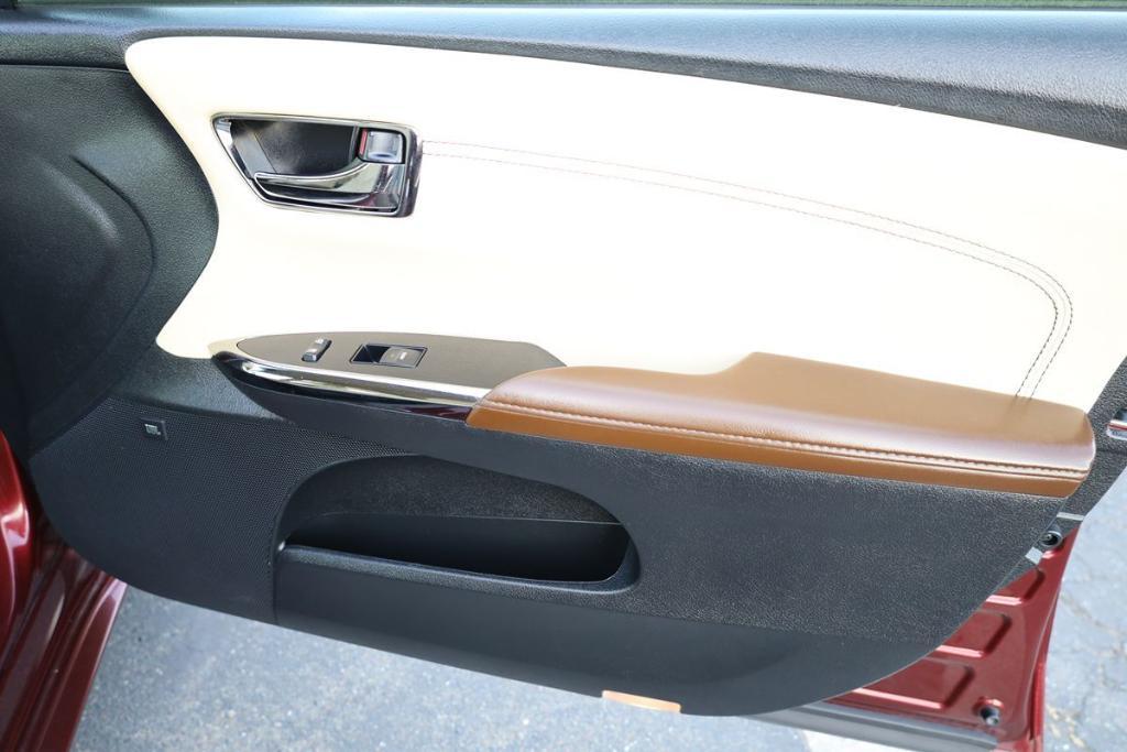 used 2016 Toyota Avalon car, priced at $17,995