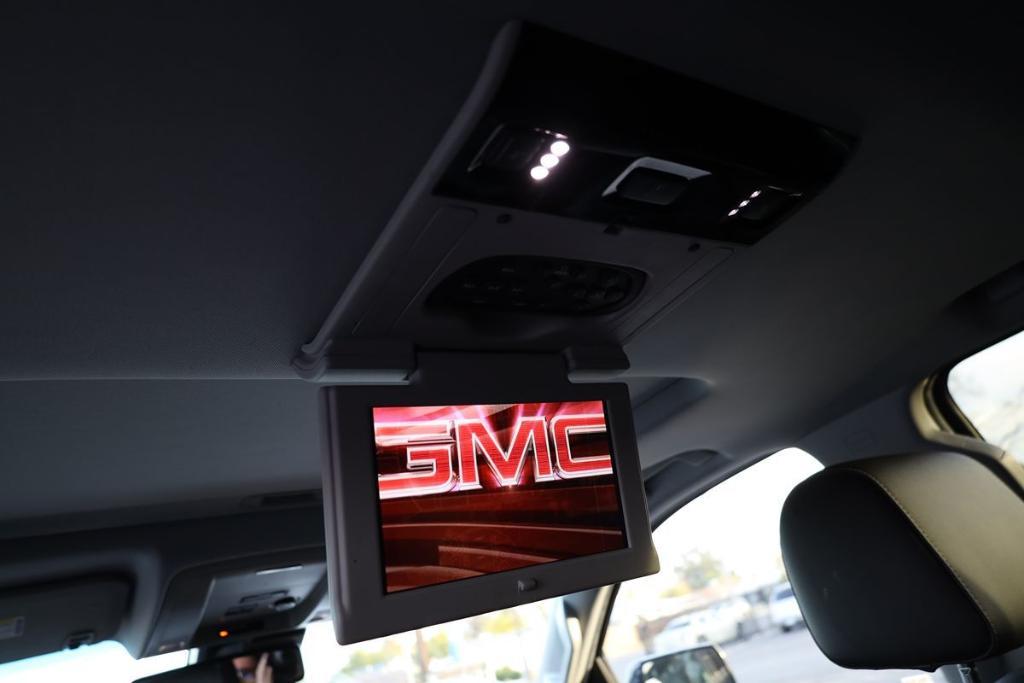 used 2015 GMC Yukon car, priced at $24,995