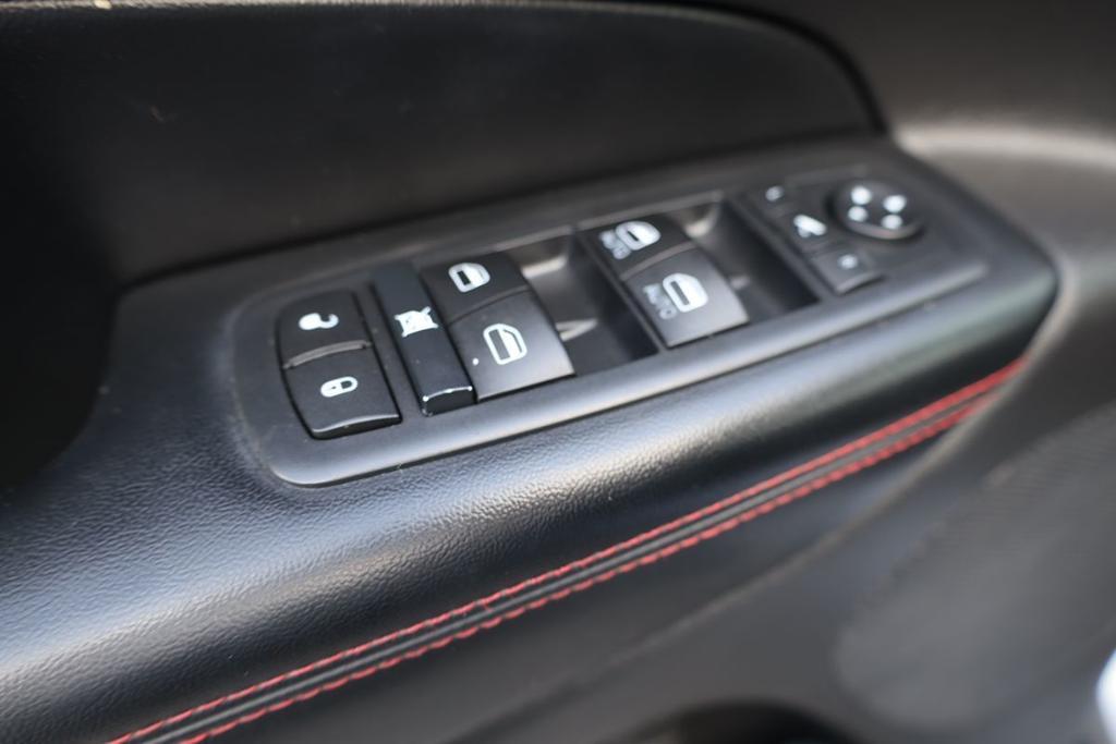 used 2017 Jeep Grand Cherokee car, priced at $15,995