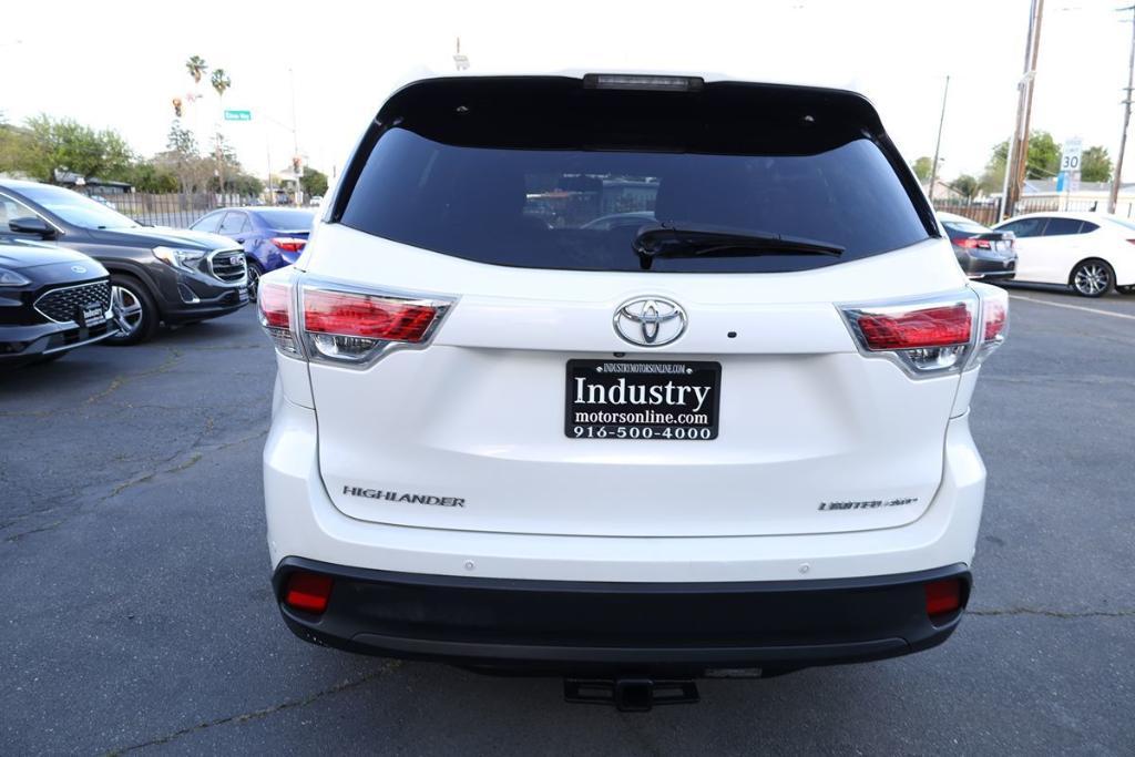used 2014 Toyota Highlander car, priced at $18,995