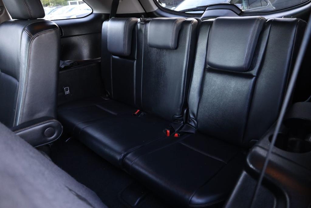 used 2014 Toyota Highlander car, priced at $18,995