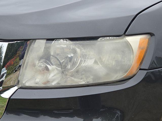 used 2011 Jeep Grand Cherokee car, priced at $5,995