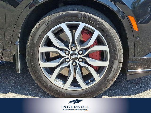 used 2023 Cadillac XT6 car, priced at $45,636