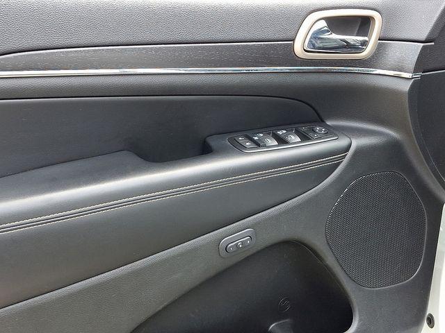 used 2015 Jeep Grand Cherokee car, priced at $10,249